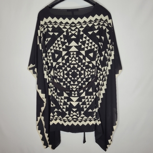 BCBGMaxAzria Tribal Print Kaftan Black and White - Picture 11 of 14